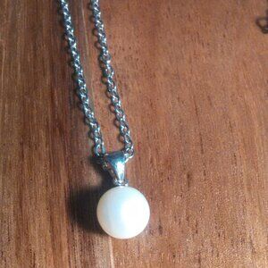 White Shell Pearl Sterling Silver Pendant Stainless Steel Necklace